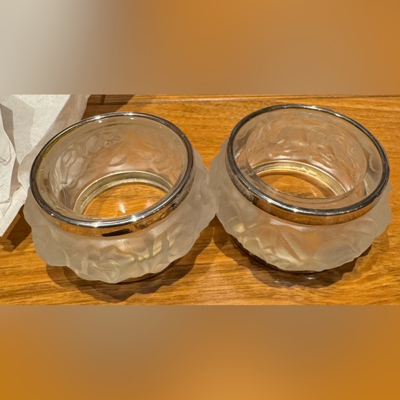 Silver & Crystal Frosted Rose Napkin Rings (4) - New, William Adams 70’s Vintage - Picture 4 of 6